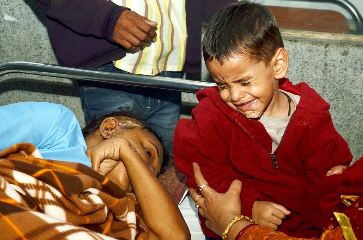 innocent cried after look his mother face 
