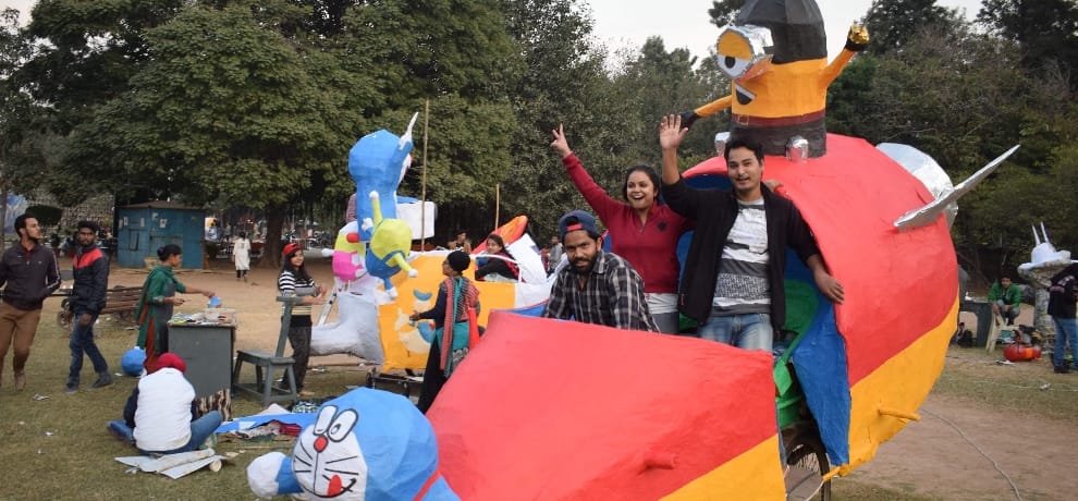 Carnival is displayed colonial cars, will be inaugurated today