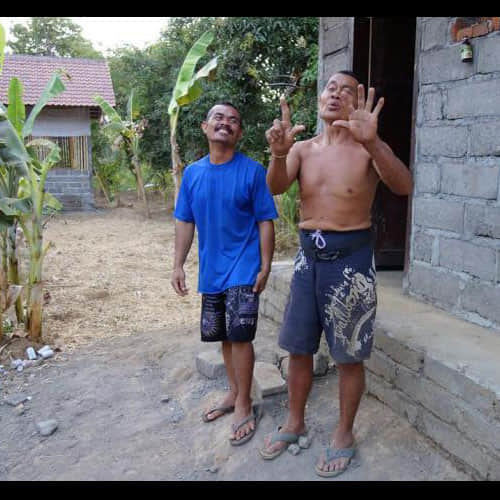 Deaf village of Bali where people can't talk and hear