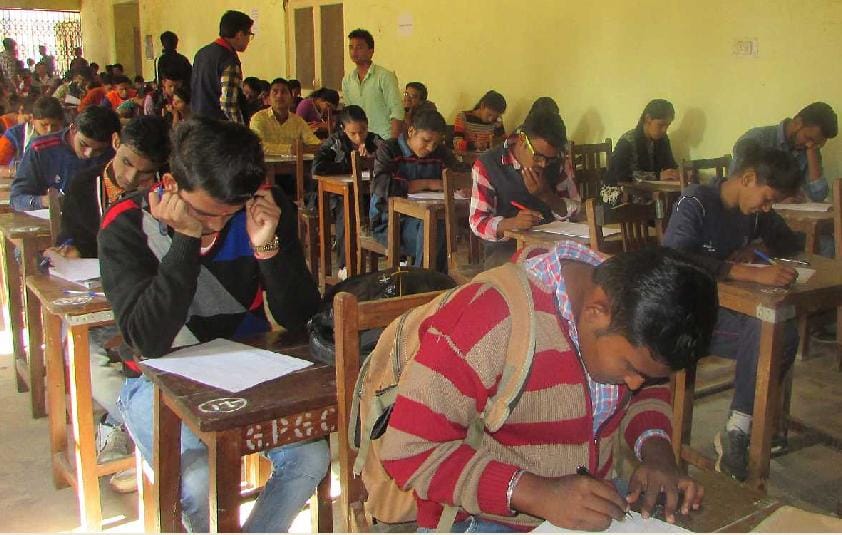 GK competition in Ramnagar.