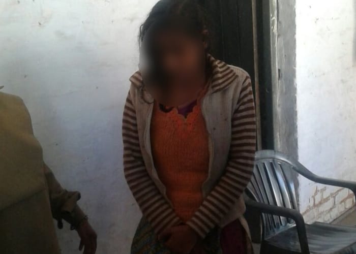 girl  murders his brother in lucknow madiyaon area