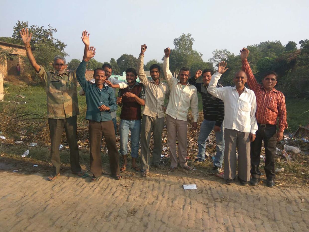 Property dealer Banamdharak protest demonstration  police station