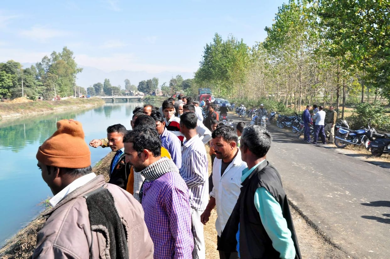 नहाते समय नहर में डूबा युवक