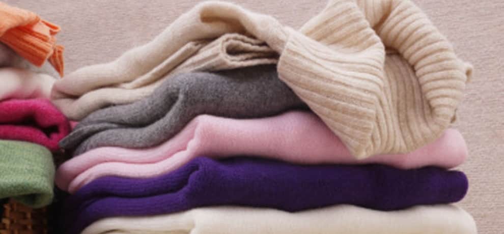 keep clothes in wardrobe with this tricks in hindi