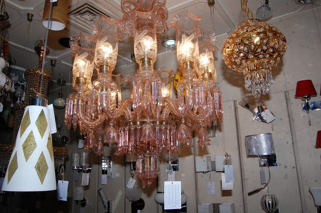 Glass handicraft market has gone down.