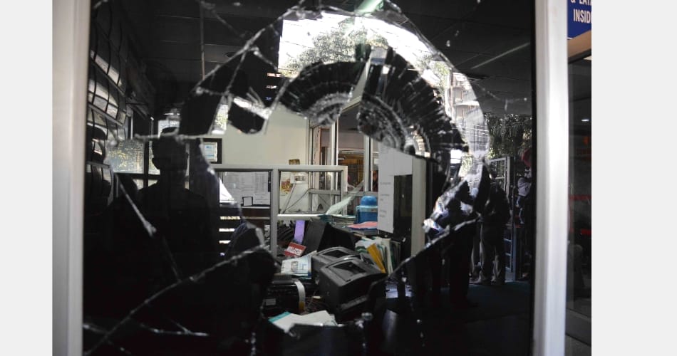 child's death during Treating, Angry family members broke the glass