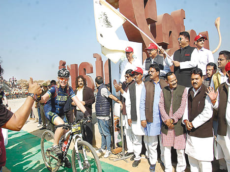 Bicycle tour with Tourism