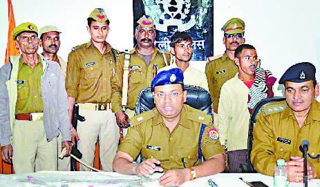 Aslah factory was in the house, two arrested