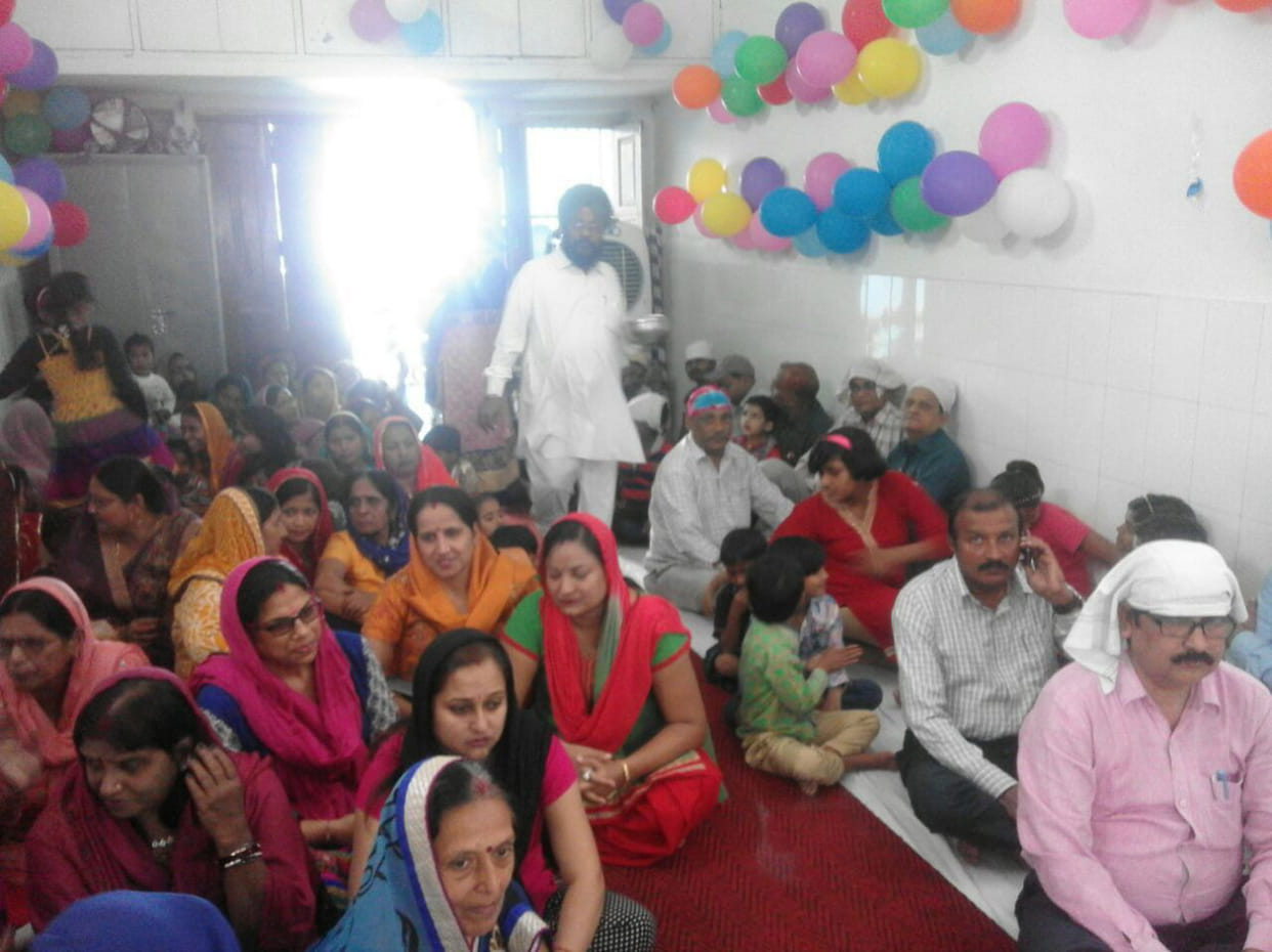 Prasad was distributed in the gurdwara