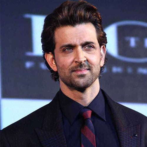 hrithik roshan became world's 3rd most handsome man