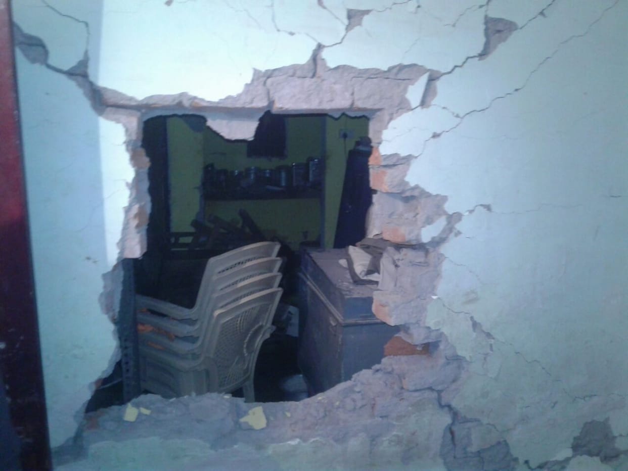 Ram Colony cracked cylinder, four-scorched
