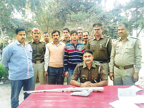 two people caught from ata chakki