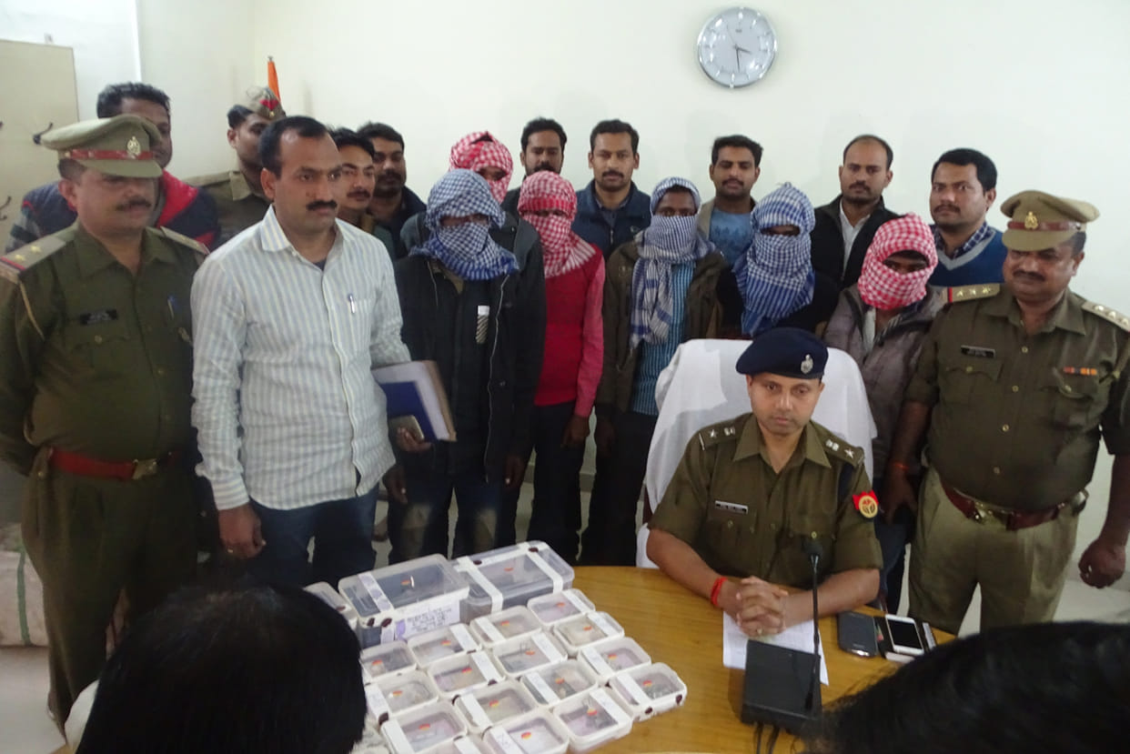 Bahraich gang of six thieves caught