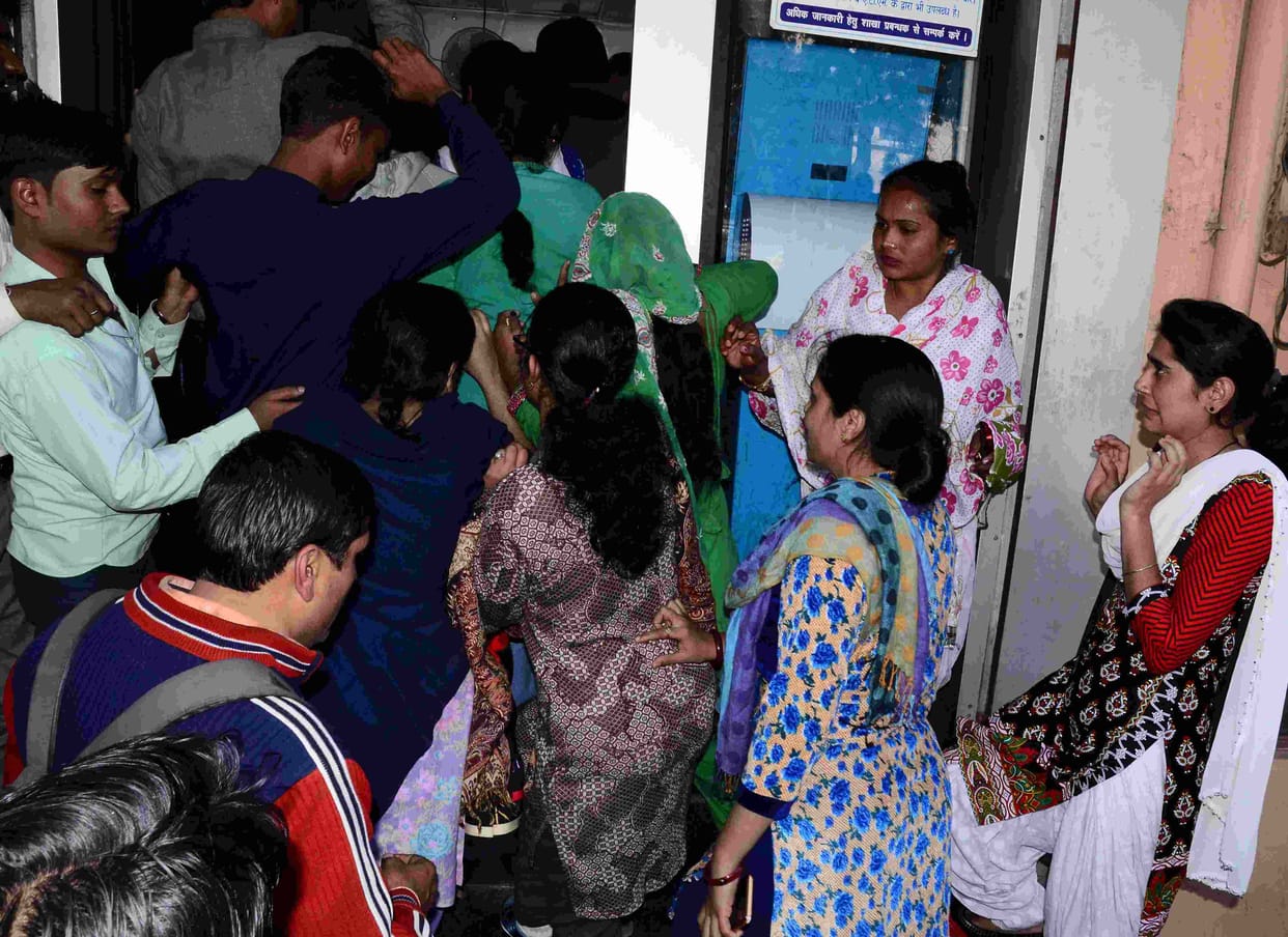 rupee, rohtak, haryana, money, exchange, bank, rohtak, haryana, bank, currency, police, atm