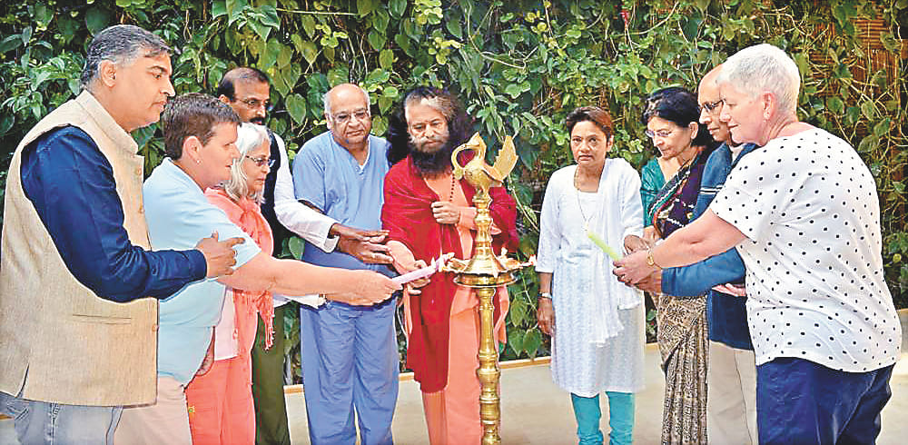 550 patients registration in cataract camp