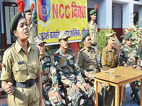 Salute to the flag, national service resolution