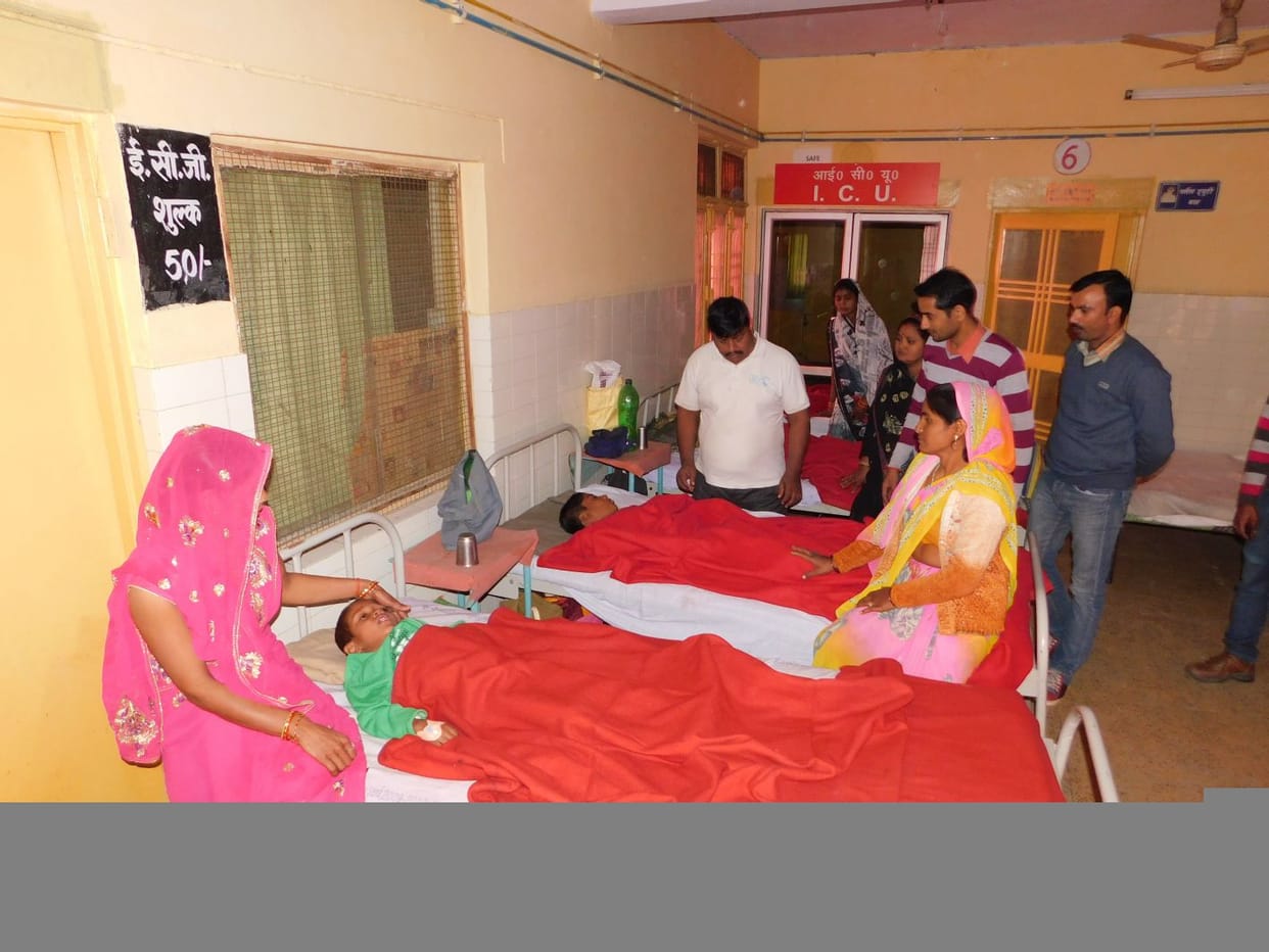 51 divyaangon ka hua nishulk opareshan