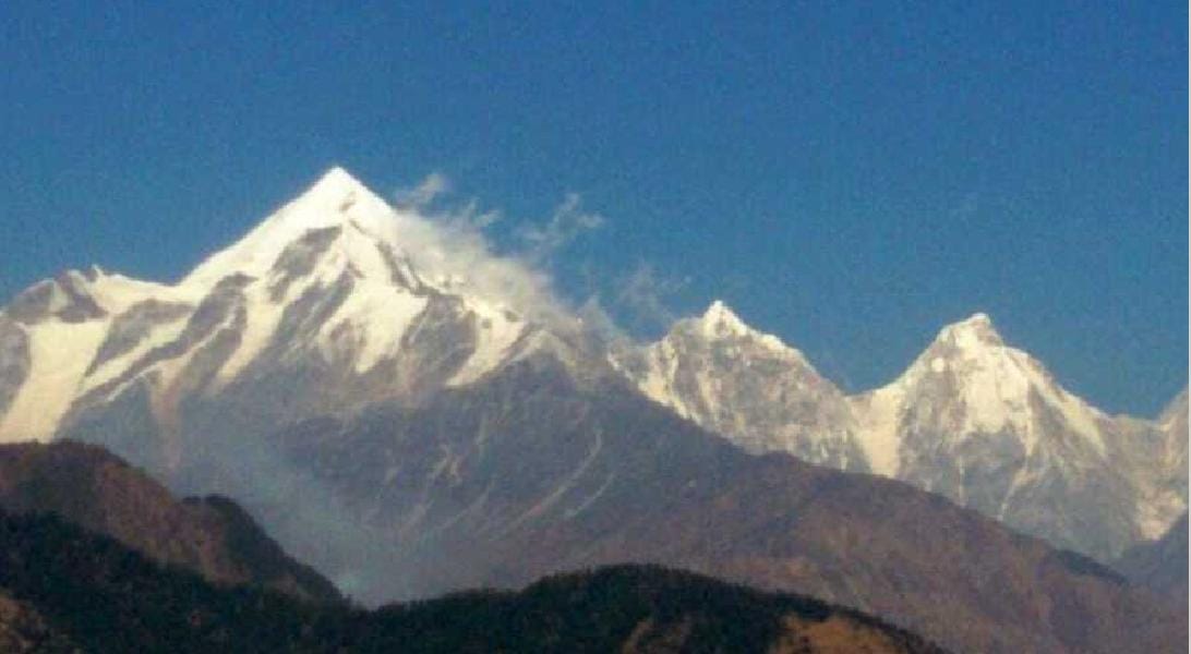 Increasing fire in the foothills of Panchaculi