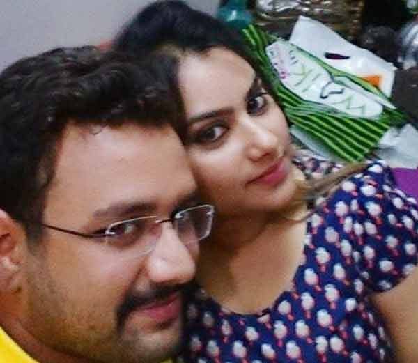 facebook post of sara singh and amanmani tripathi