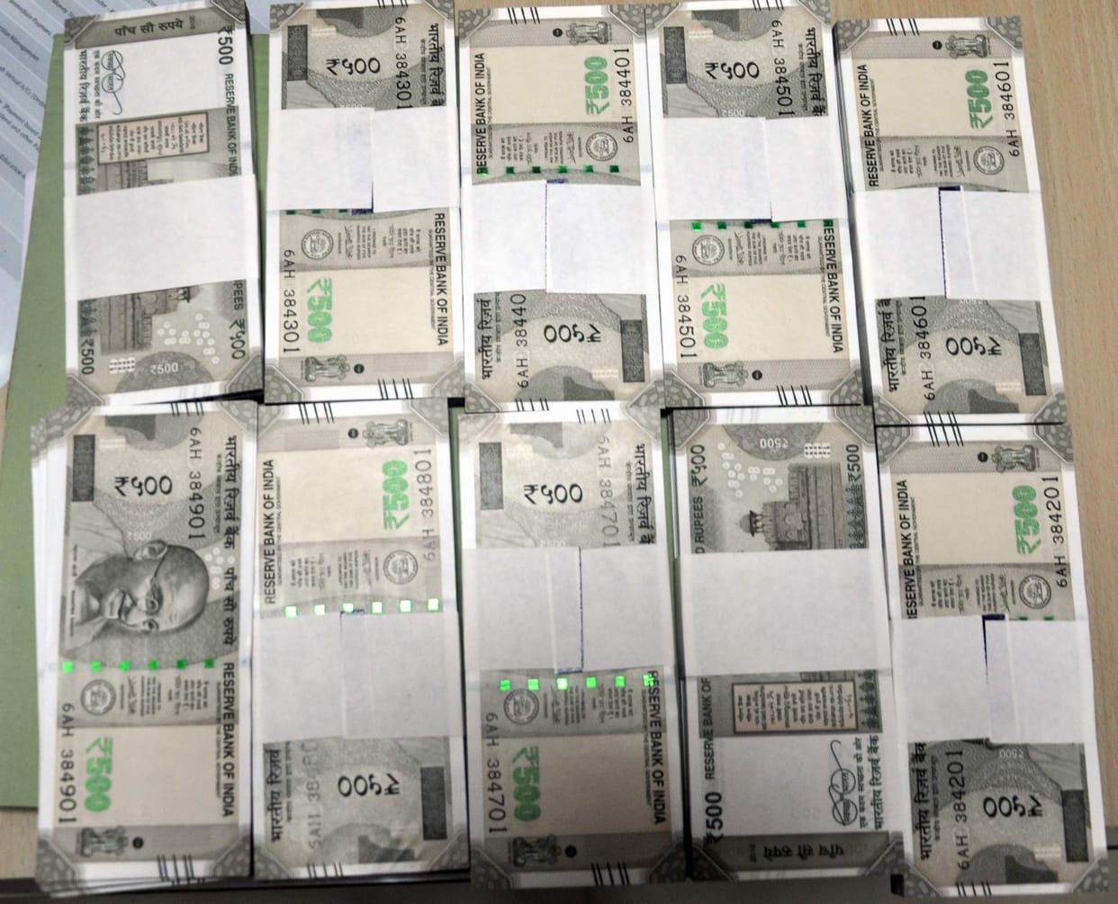 cash,hangam in amroha, note ban