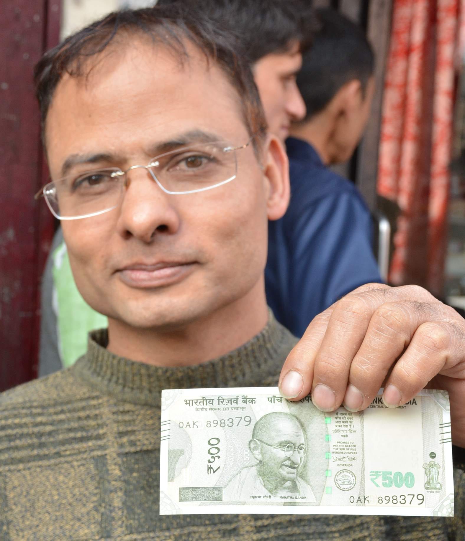 500 rs new currency in dehradun.