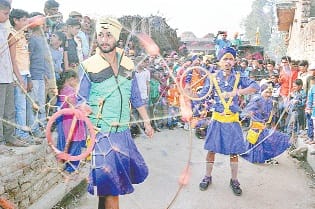 dhoomdham se manaya parkasotsav