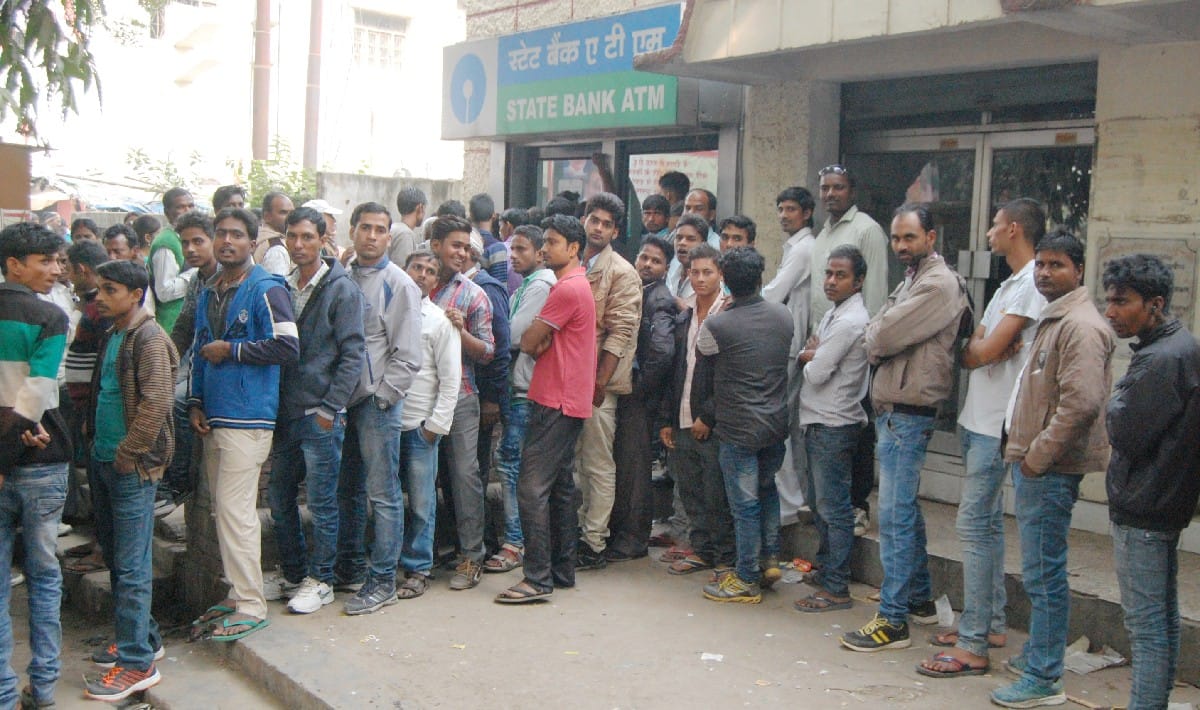 Duswarian people in the district after the central bank increased the cash
