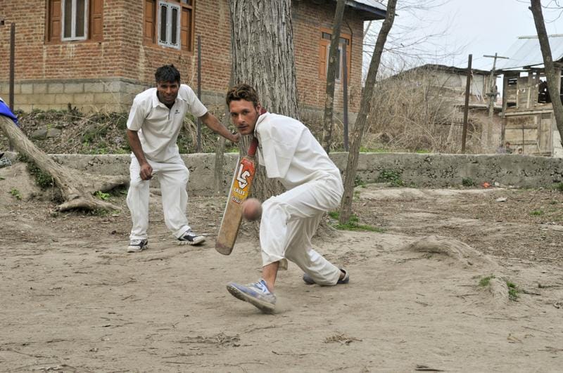 STORY OF CRICKETER AAMIR OF JAMMU AND KASHMIR