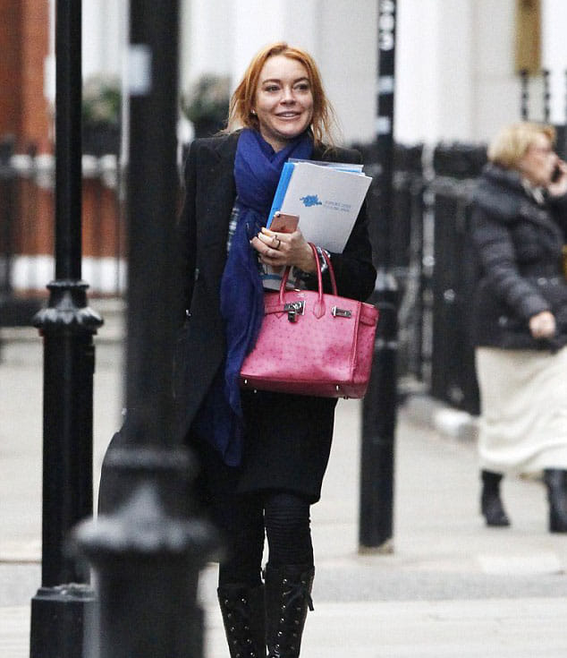 Lindsay Lohan pays ex-boyfriend's housing debts