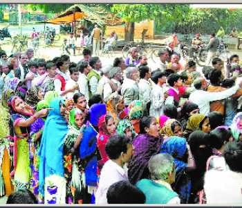 Protest for currency in front of the bank, road jam