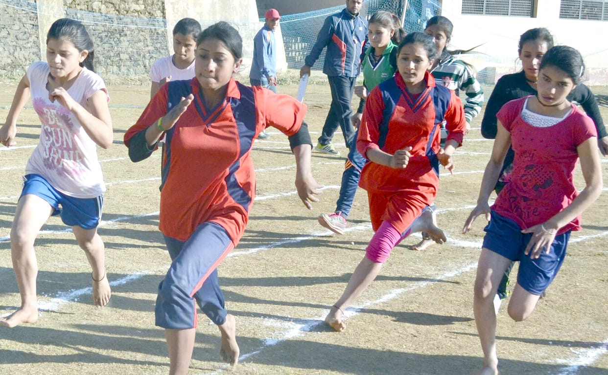Ranjana Mnvr-first in the 800m race