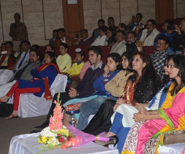  raju srivastav in a show in Lucknow.