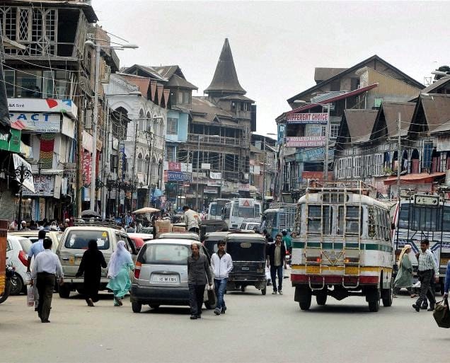no effect seen of the call of the separatist in kashmir valley