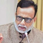 राजस्व सचिव हसमुख अढिया 