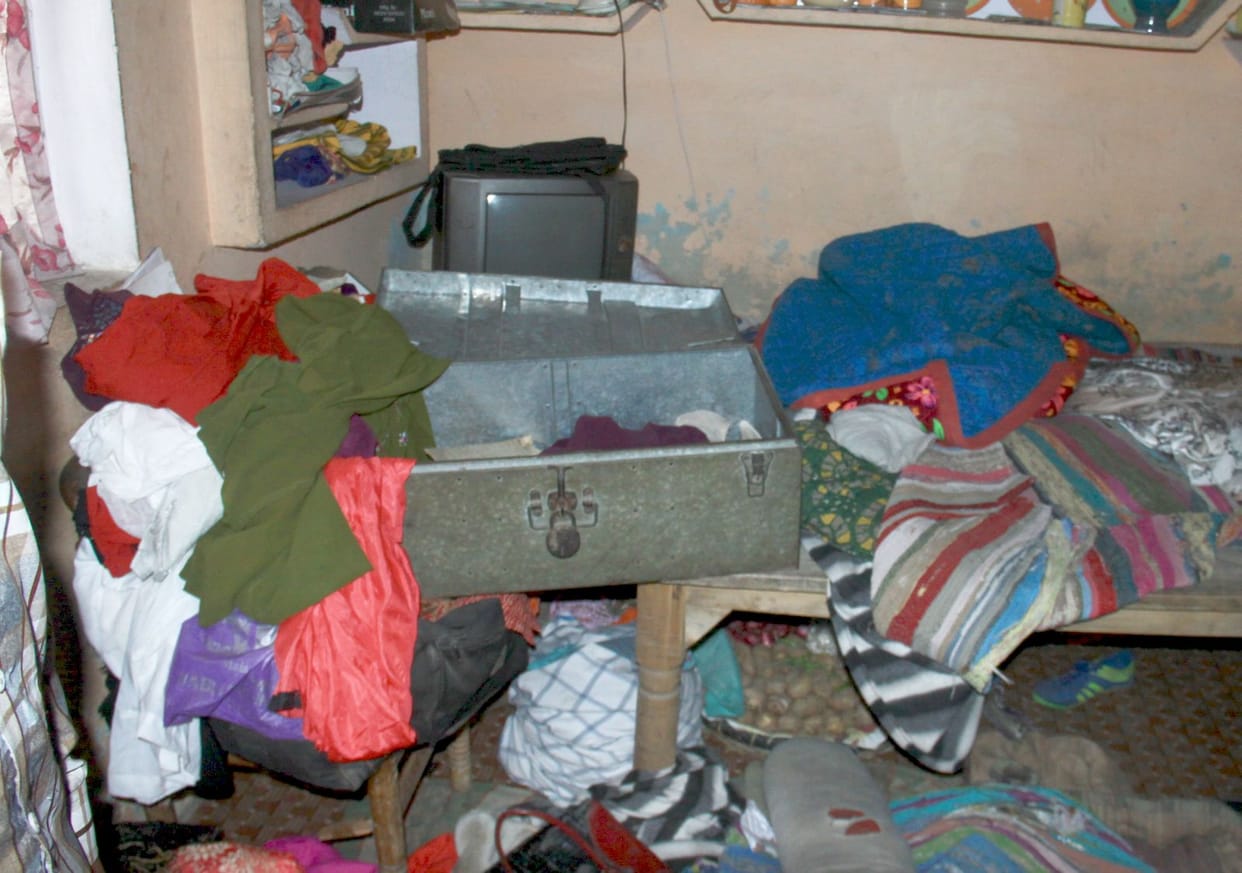 Hkimganj robbed five homes, 4.5 million of the looted goods