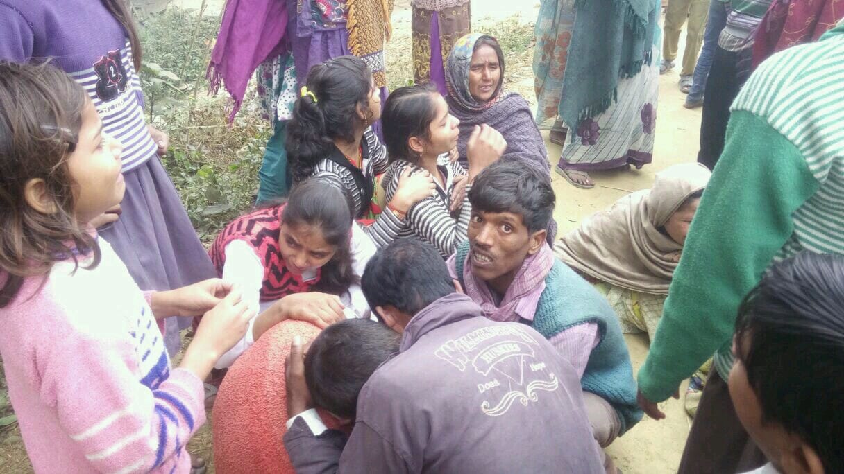 truck hits two students in barabanki