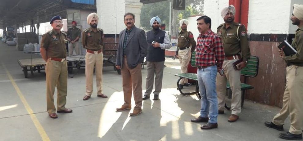two bomb found outside punjab chief minister house at chandigarh