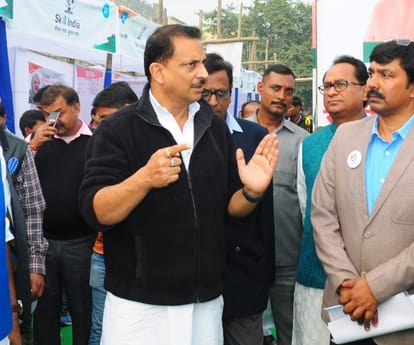 Rajeev pratap rudi declares for jobs in uttar pradesh.