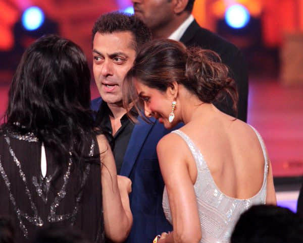 Salman and Malaika ignore each other at Kareena's party