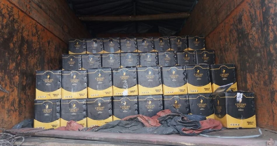 308 cases of illegal alcohol found from locked apartment