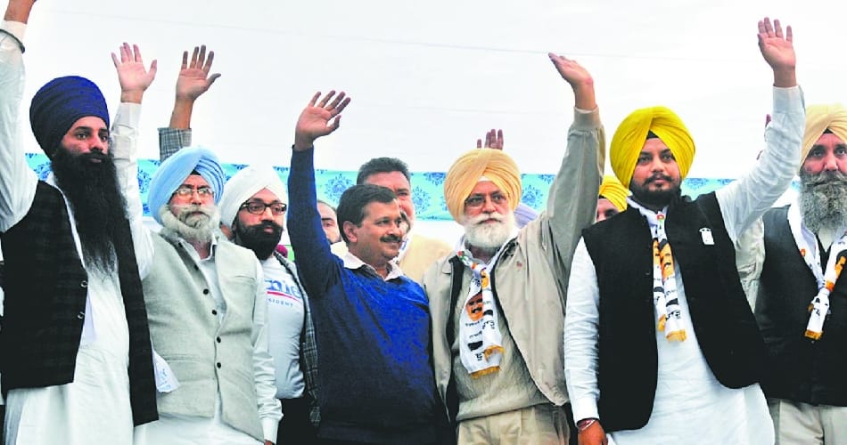 aam admi party volunteers with launch political front in leadership of dharamvir gandhi
