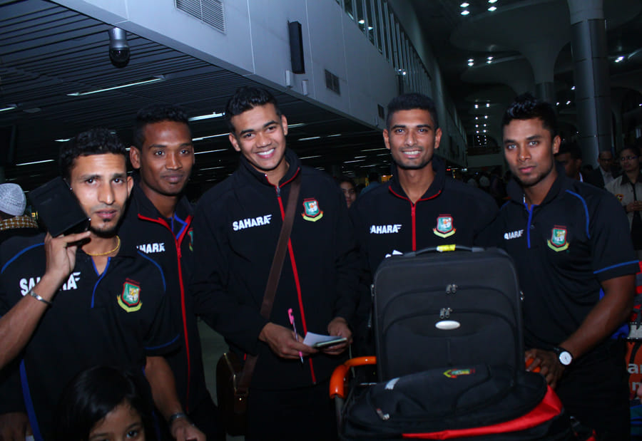 Bangladesh Cricketer Fined For Entertaining Females Guests In Their Room