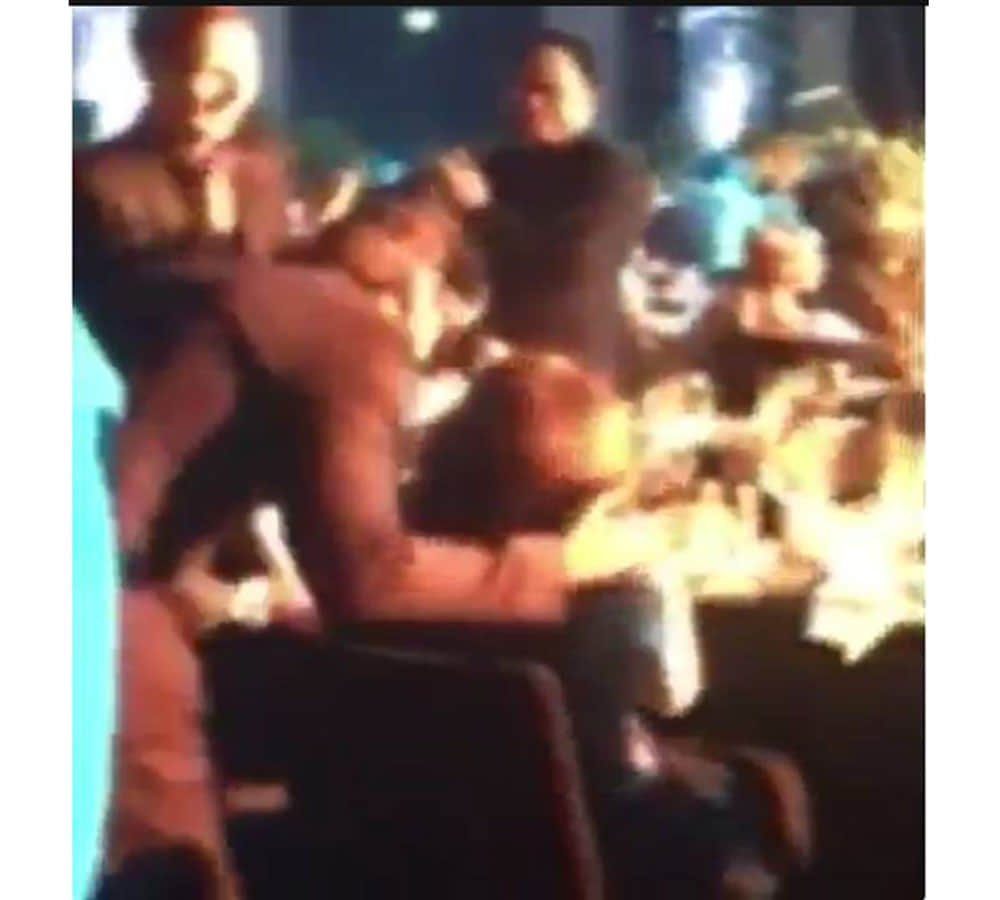 ranveer singh kisses deepika padukone at public place