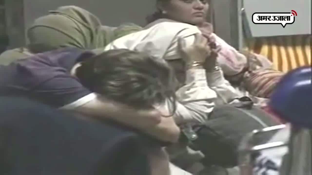 कोहरे ने रोकीं आधा दर्जन उड़ानें