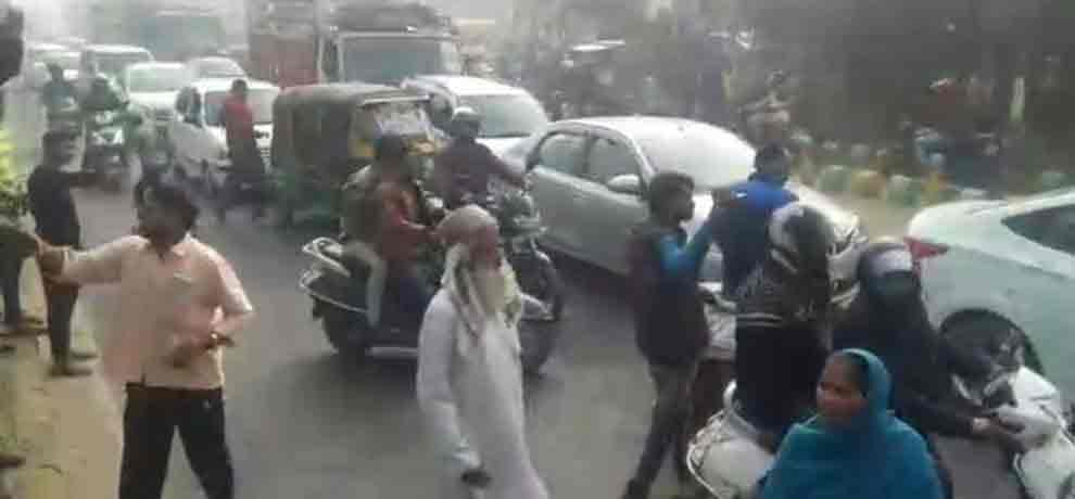 faridabad biggest market depends on plastic money after demonetisation