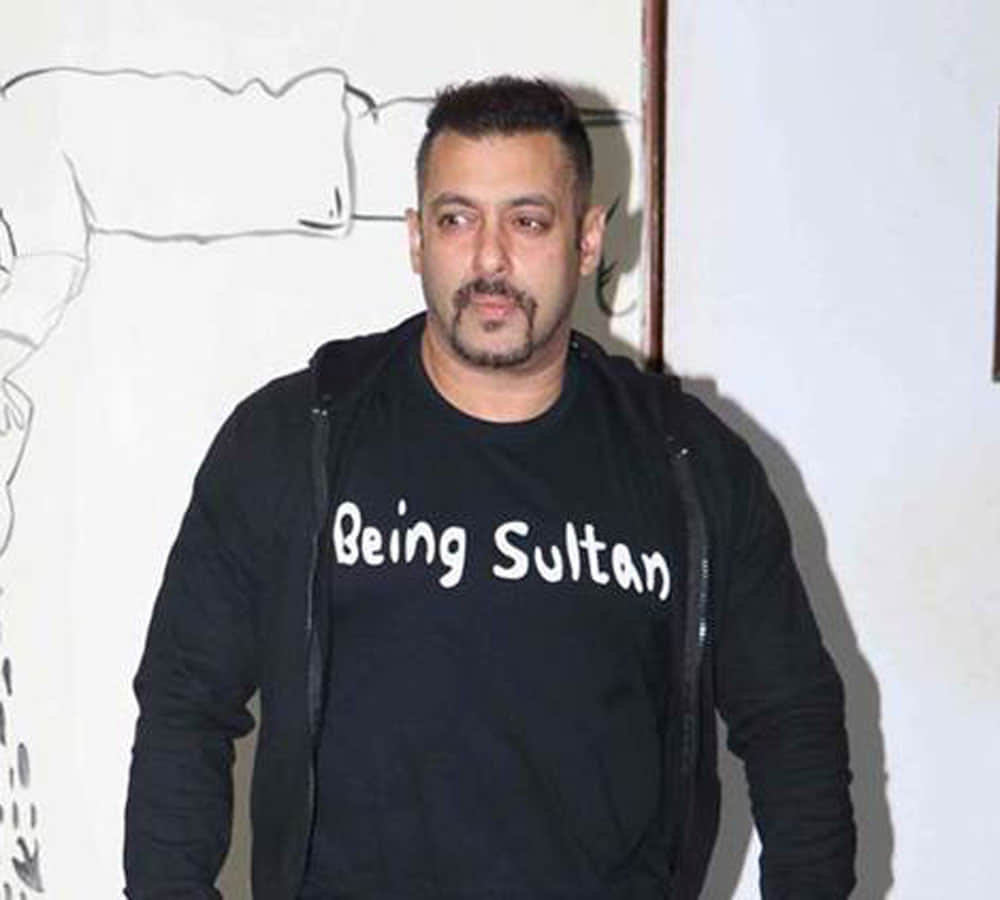 salman khan help to 5 month old pre mature baby