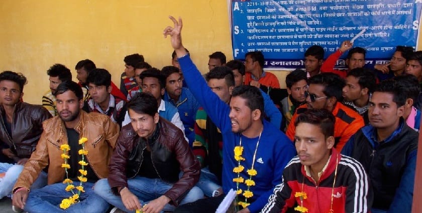 The five-point demands, the students begin relay hunger strike