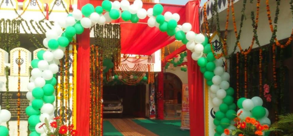 LIVE: YUvi-Hezal will arrive in Gurdwara soon, special menu in langar