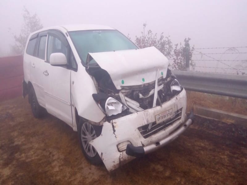 two died on expressway due to fog