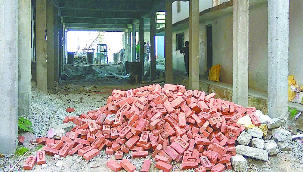 Two beneficiaries were fictitious, accounts stays